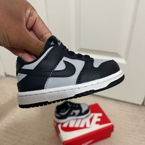 Toddler size 5c Nike navy and grey dunk gently used